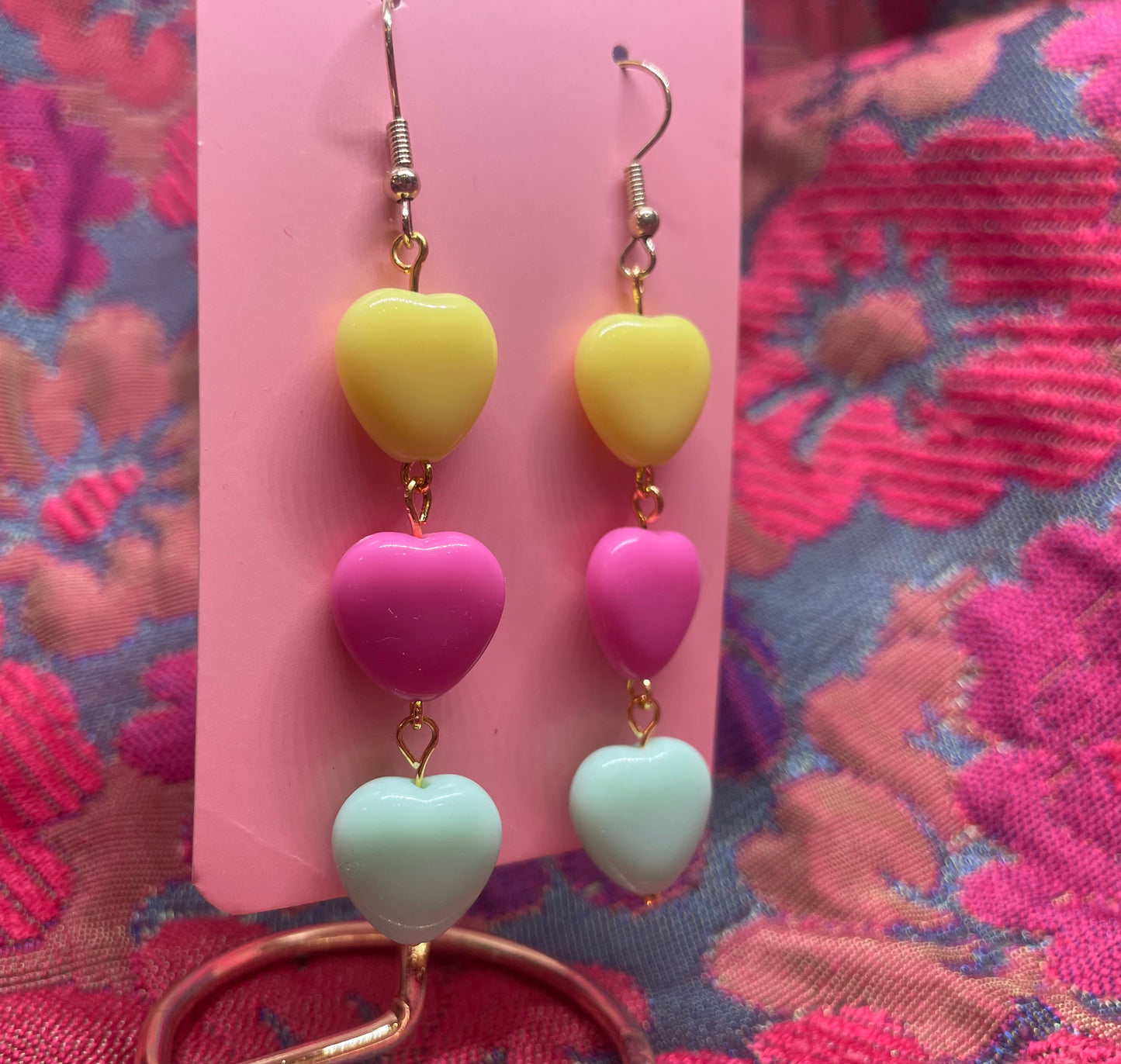 ‘Lee’ Sweetheart Earrings