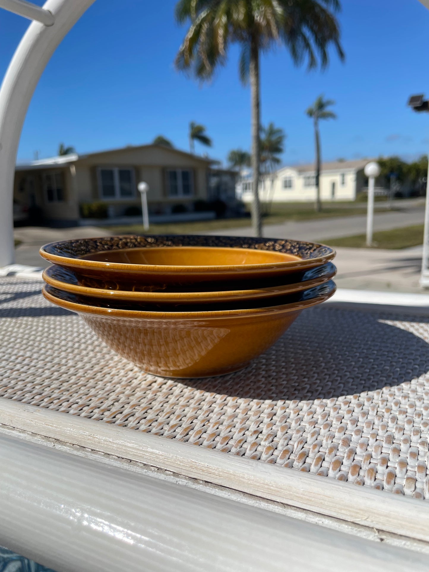 Daisy Ironstone Bowls 🌸 Set of Three