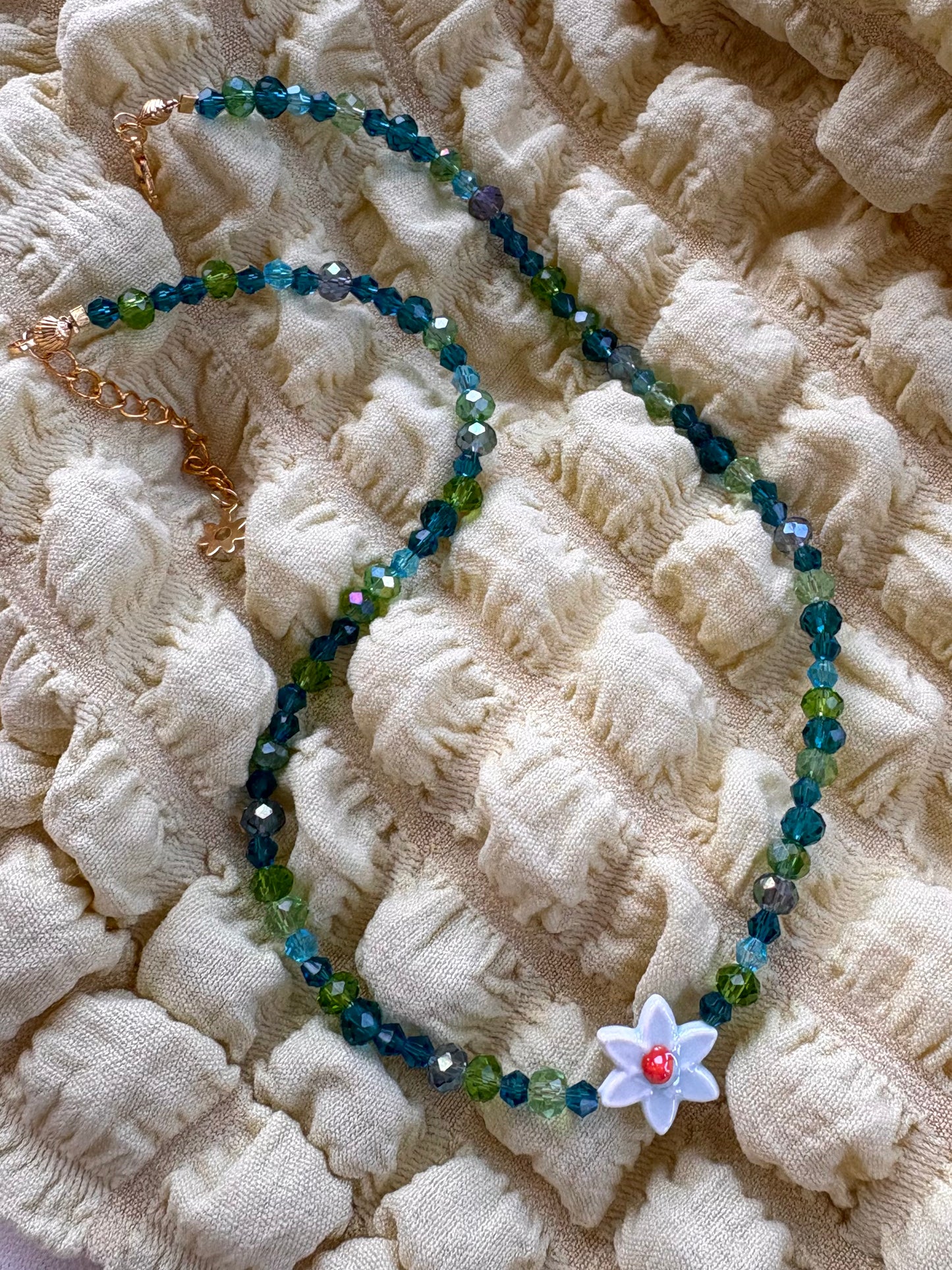 Thea Necklace