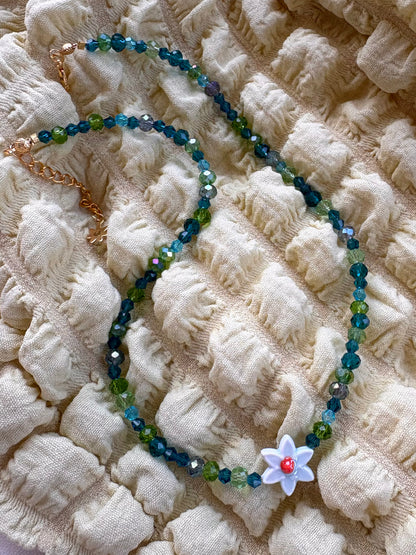 Thea Necklace