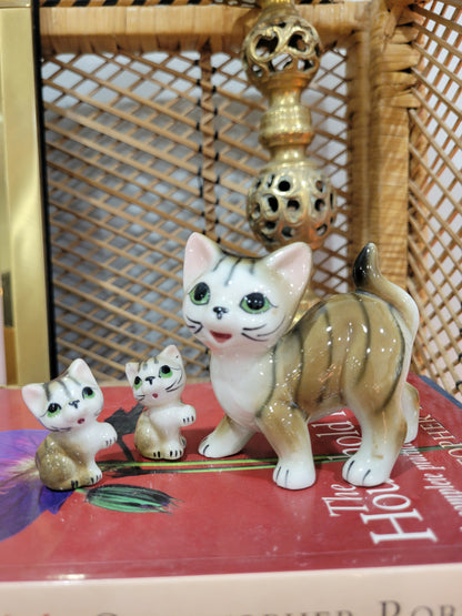 Kitty Family